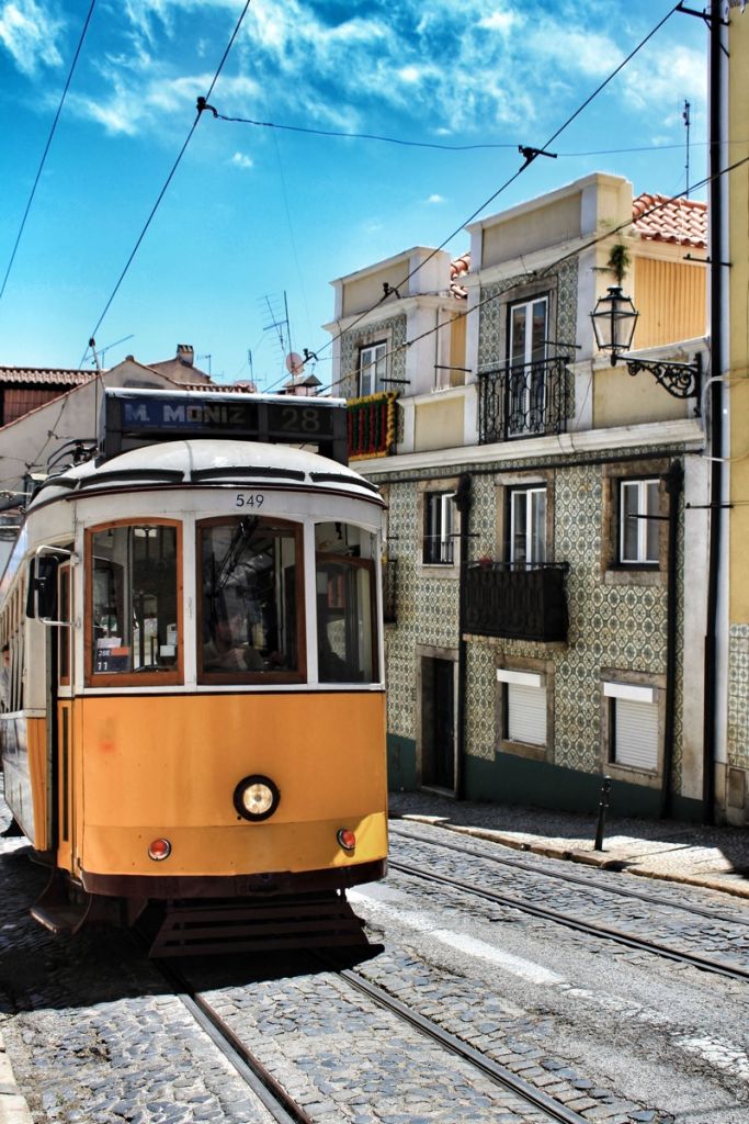 Tramway jaune