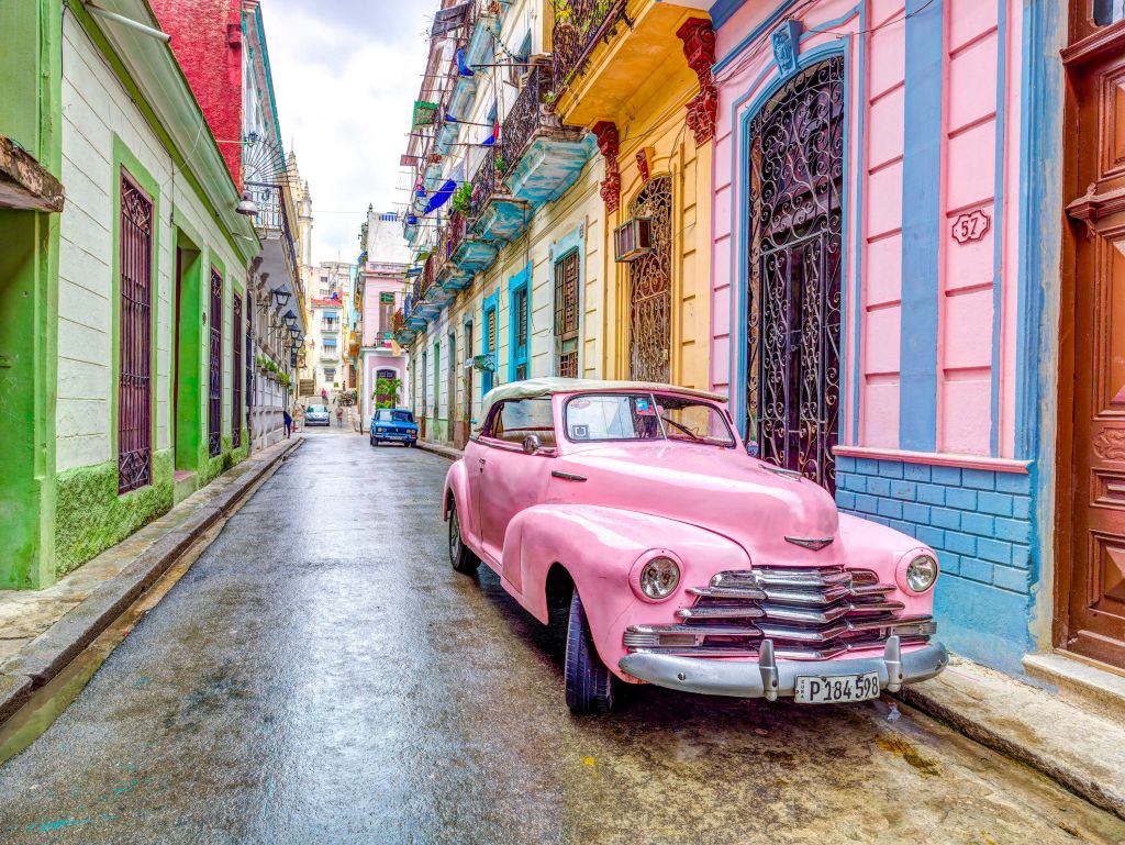 Voiture vintage rose