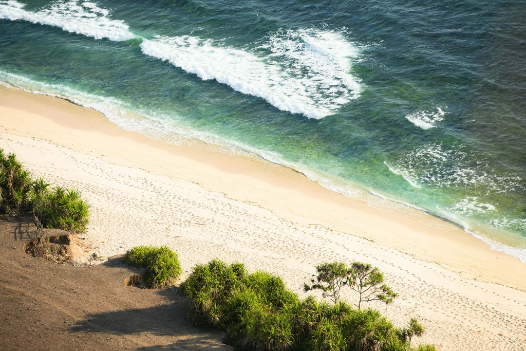 Vue de la plage depuis le haut
