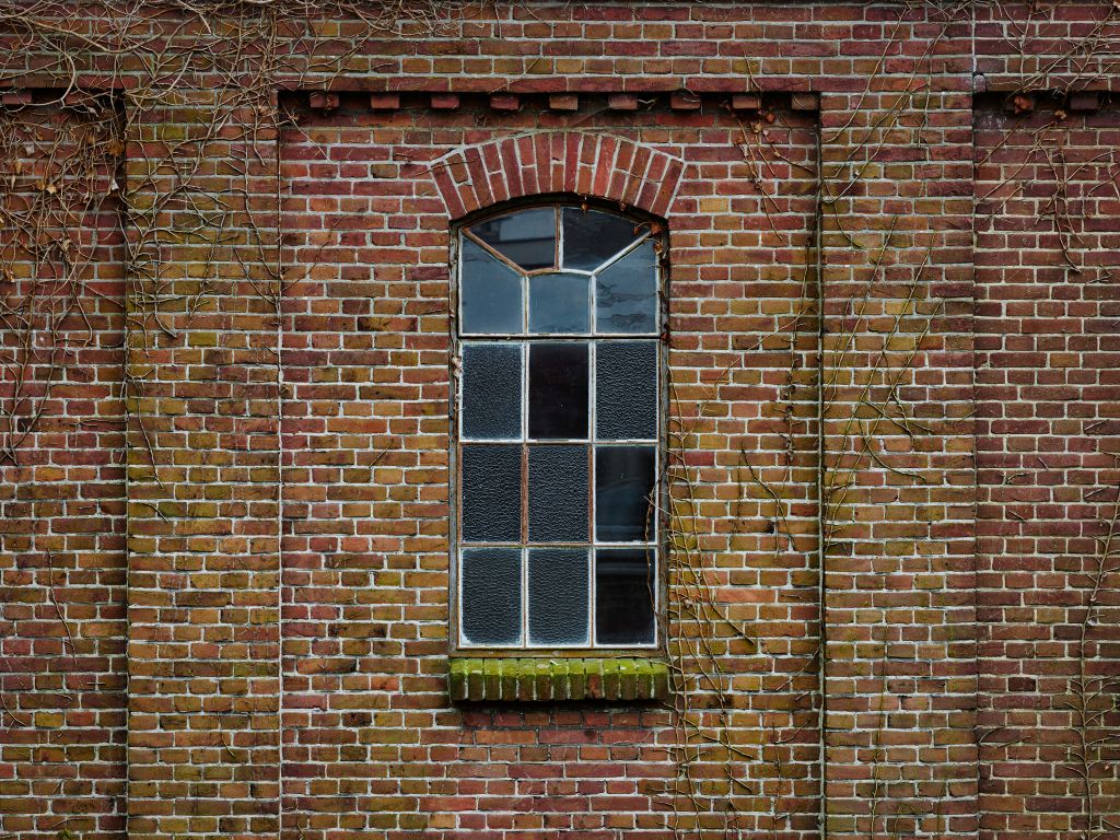Fenêtre dans un vieux bâtiment