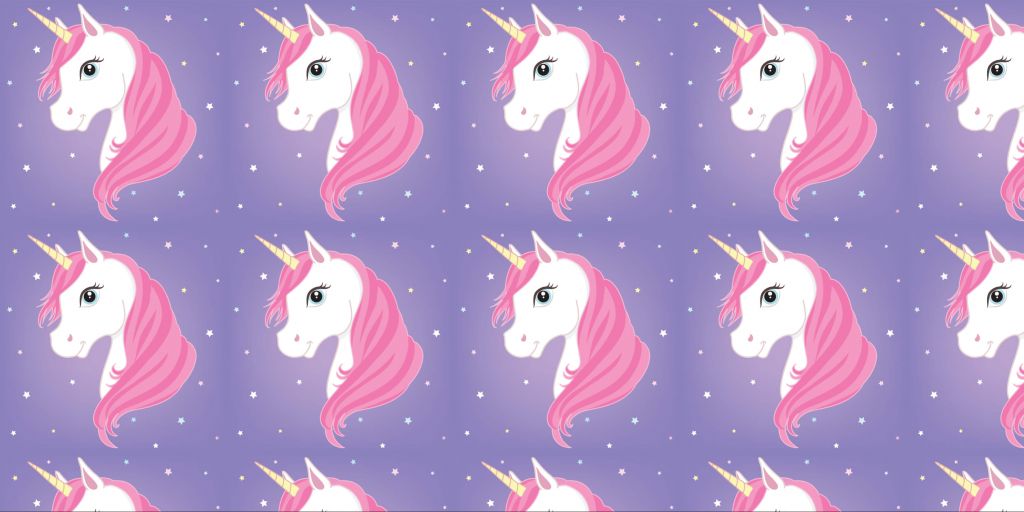 Licorne blanche à crinière rose