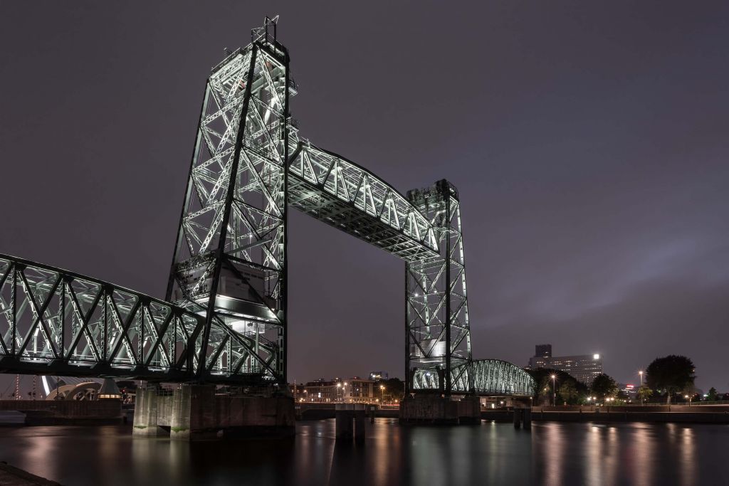 Ancien pont ferroviaire De Hef à Rotterdam en couleur 