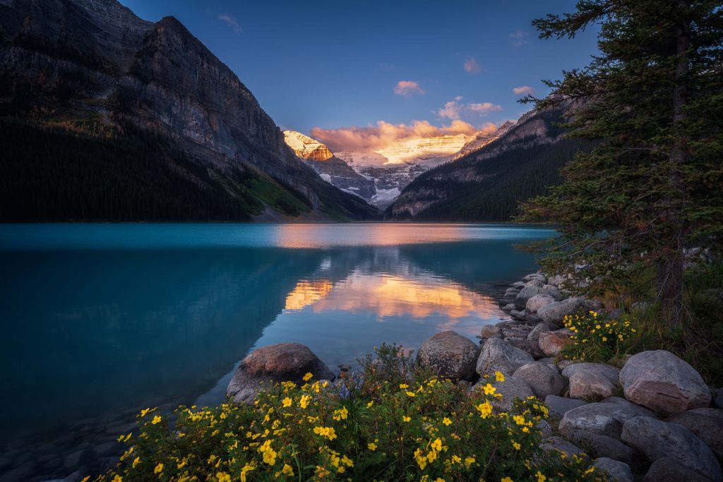 Golden Throne of Lake Louise