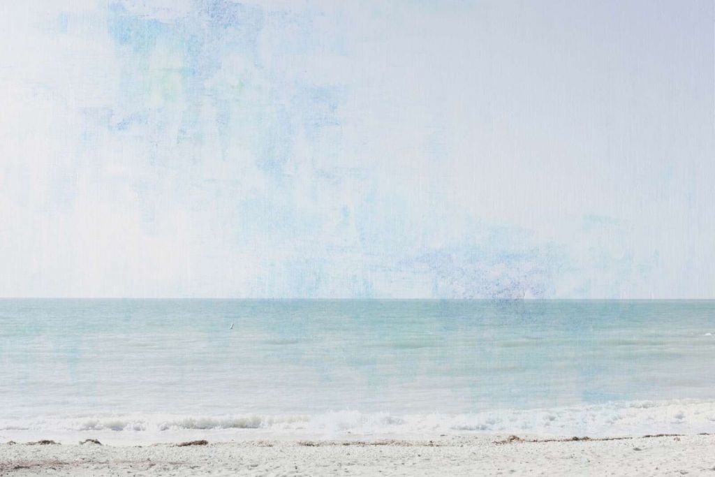 Plage claire sous un air doux