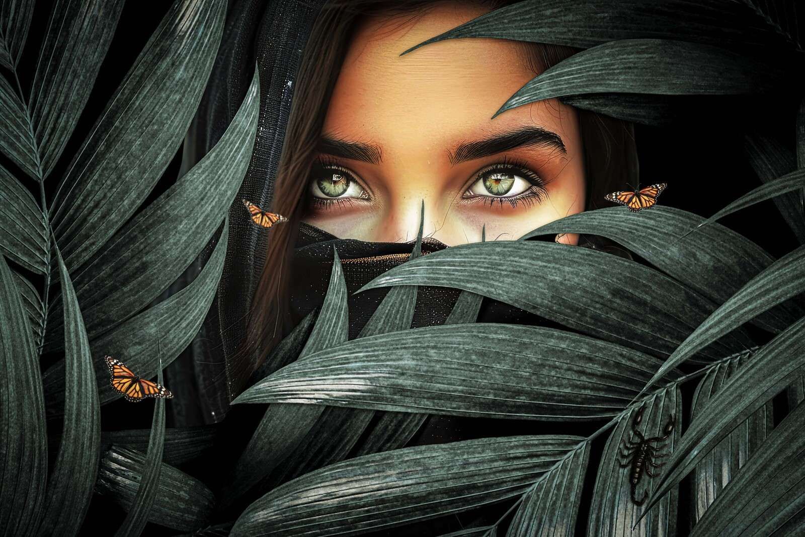 Regard vert entre les palmiers