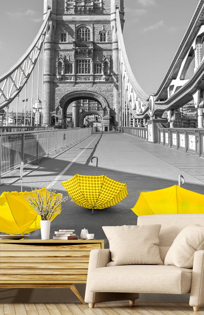  Parapluies jaunes sur le Tower bridge 3