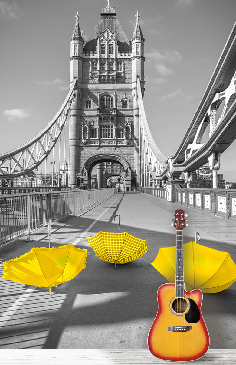  Parapluies jaunes sur le Tower bridge 1